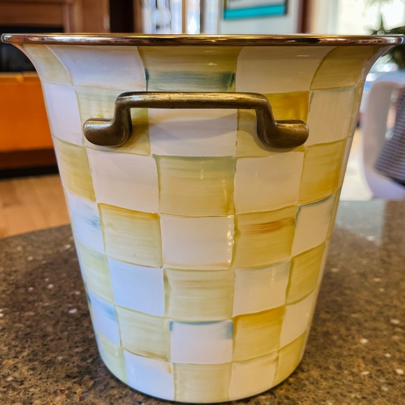 MaKenzie—Childs Checkered 7 Piece Set, Ice bucket, tray, 3/ small & 1 Large dish - Picture 12 of 15